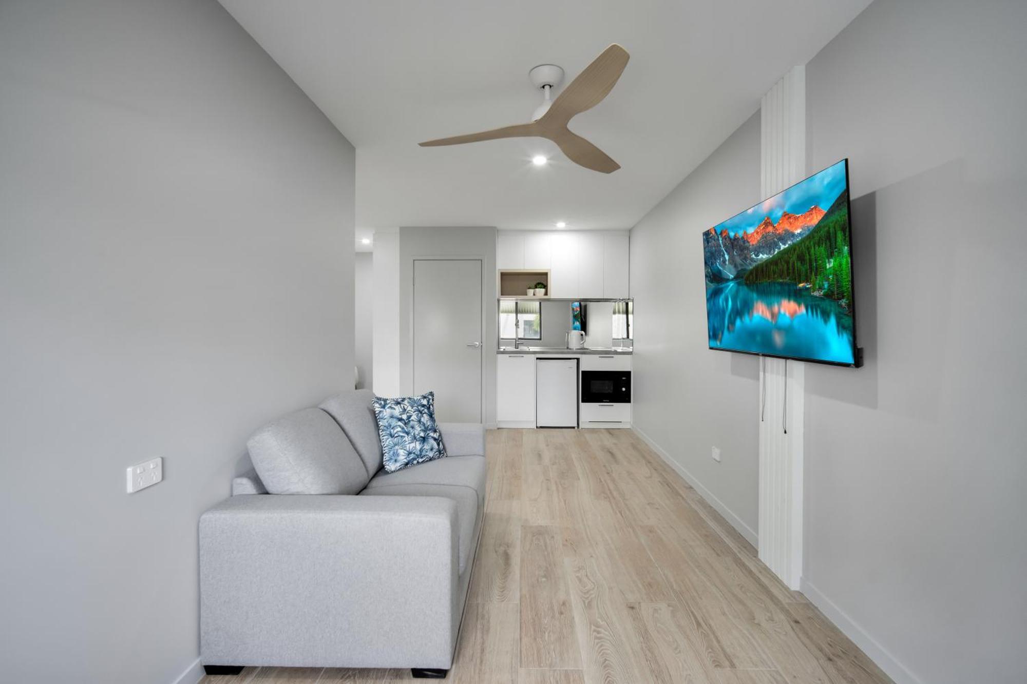 Belmoral Corporate Suites (Adults Only) Townsville Esterno foto