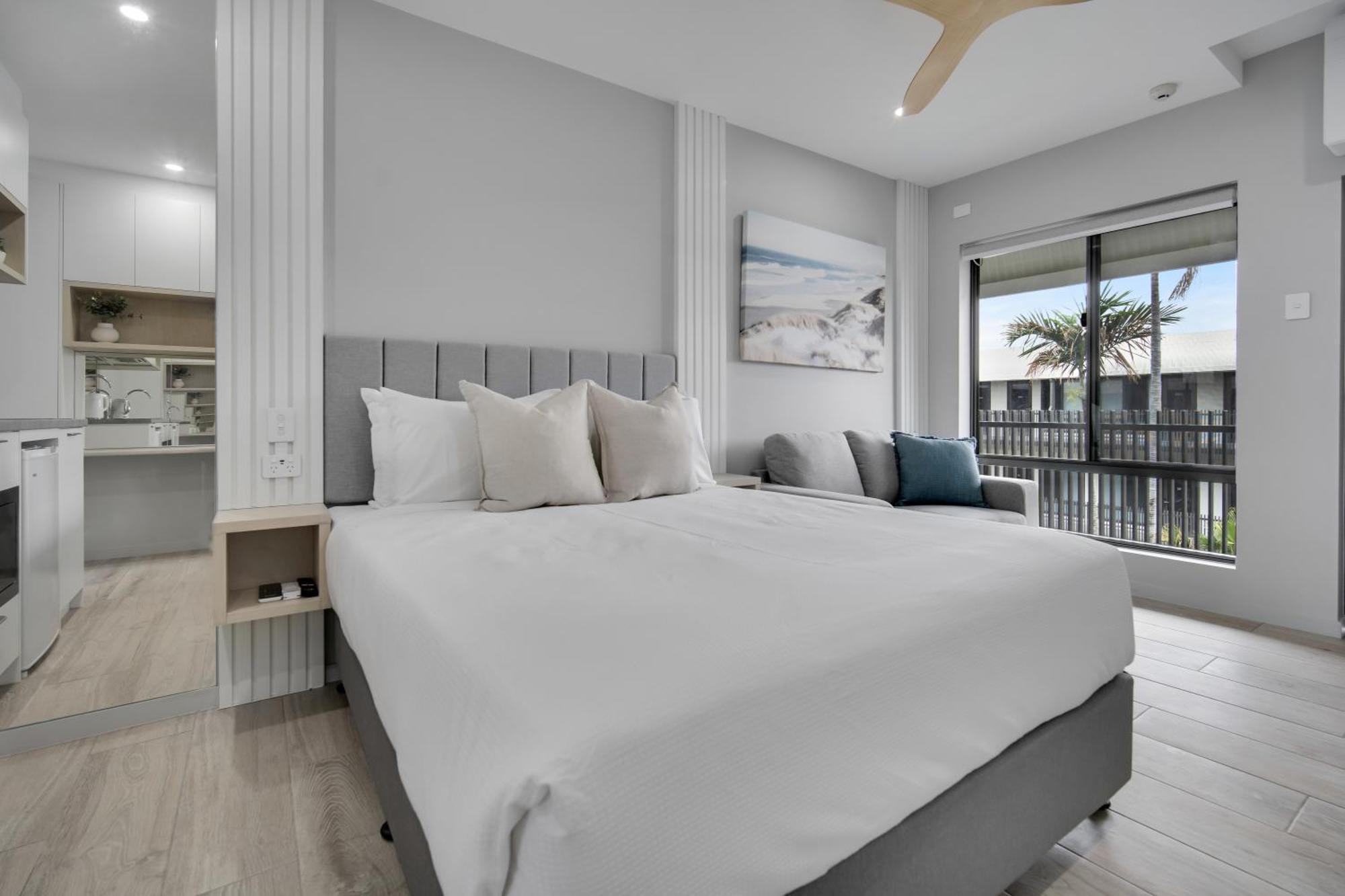Belmoral Corporate Suites (Adults Only) Townsville Esterno foto