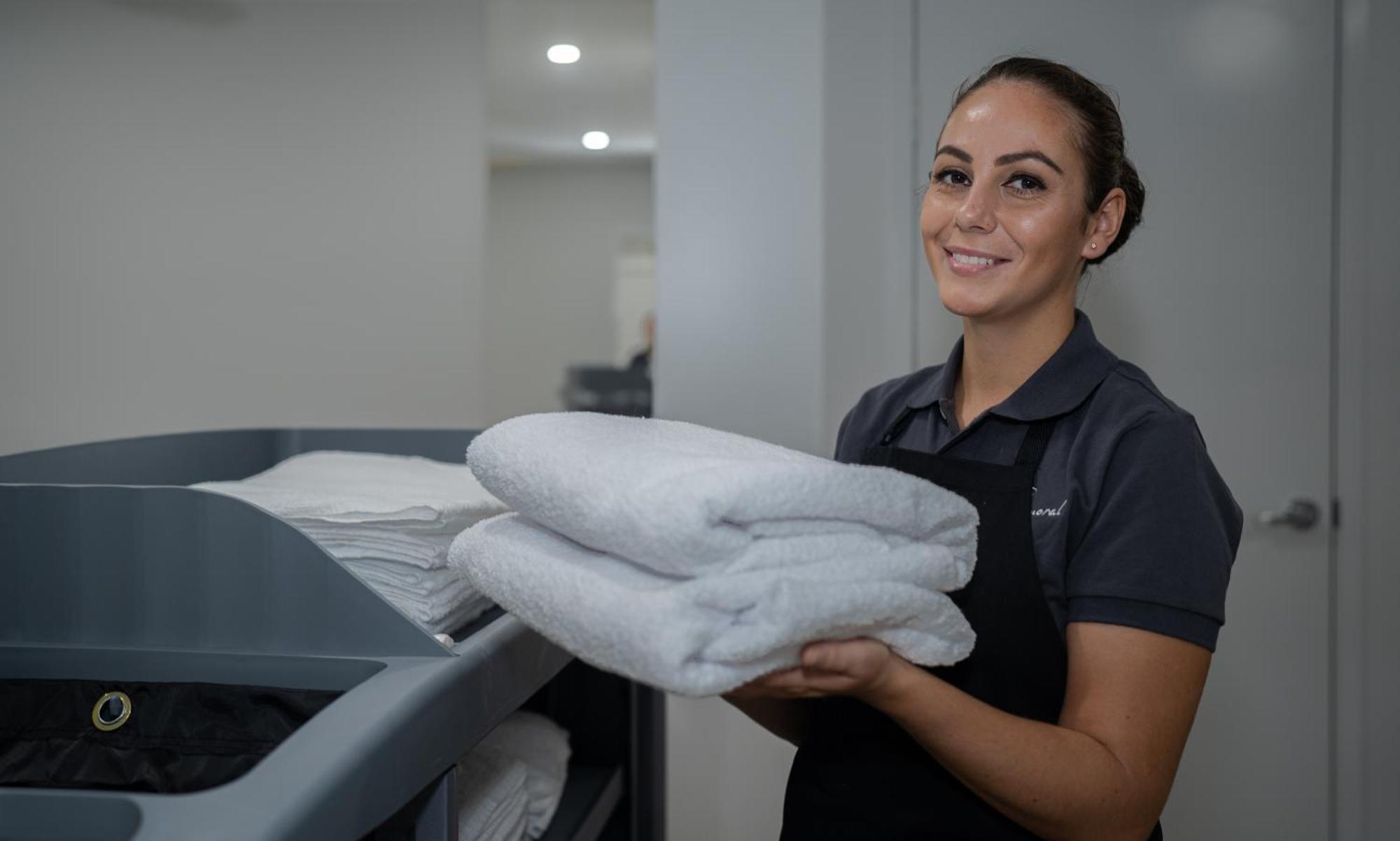 Belmoral Corporate Suites (Adults Only) Townsville Esterno foto