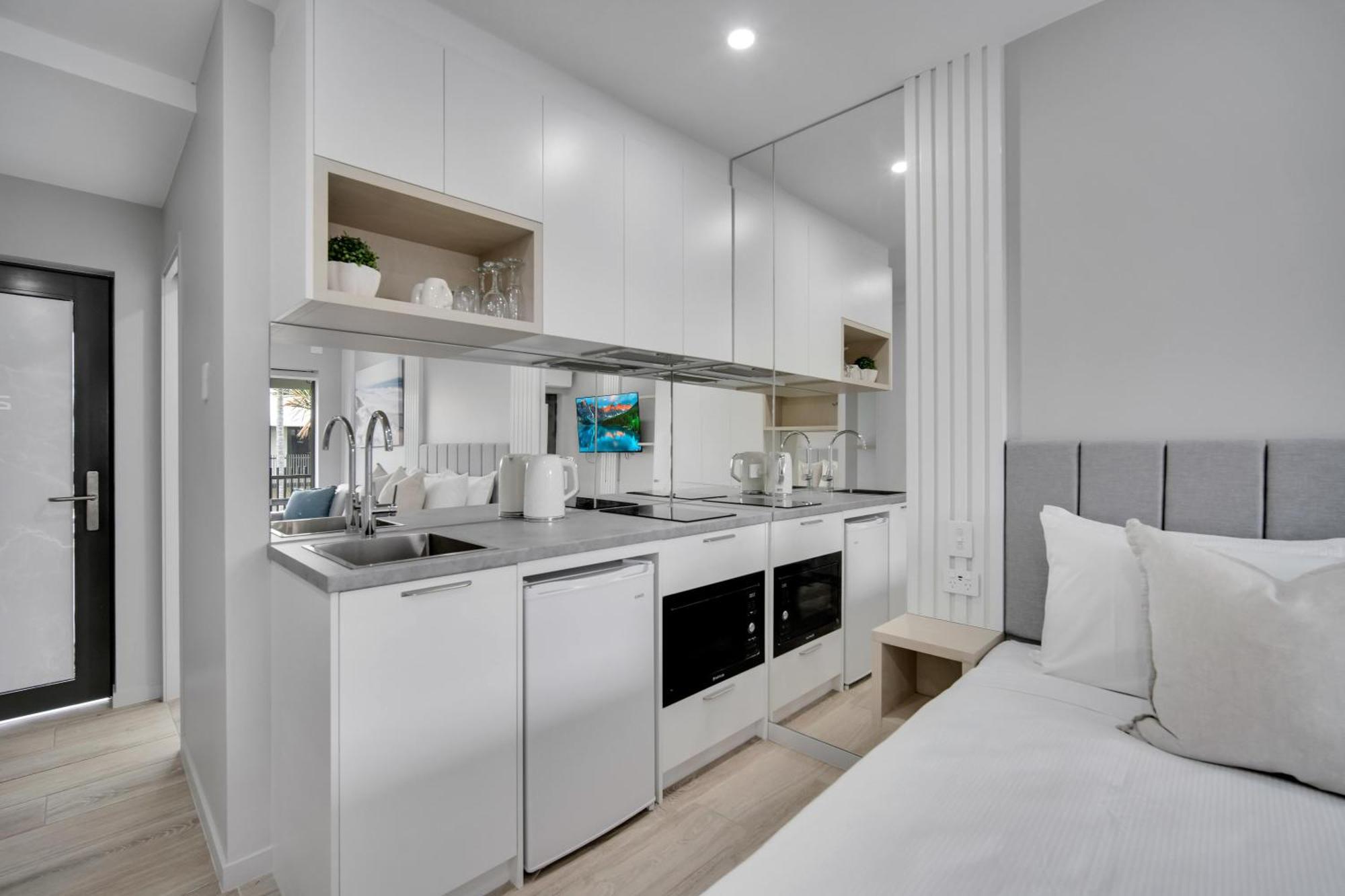 Belmoral Corporate Suites (Adults Only) Townsville Esterno foto