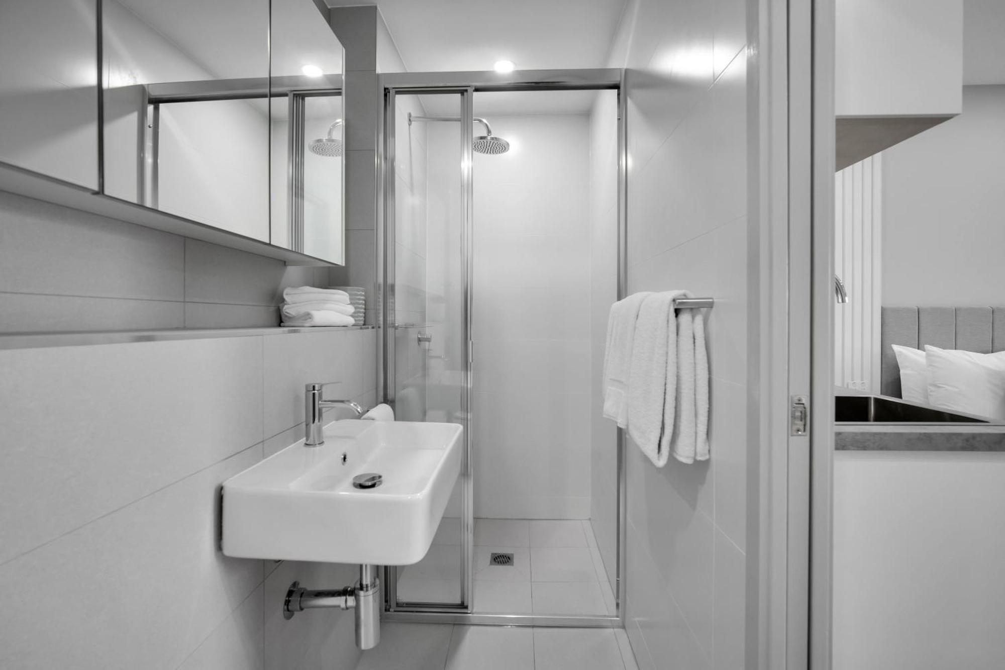 Belmoral Corporate Suites (Adults Only) Townsville Esterno foto