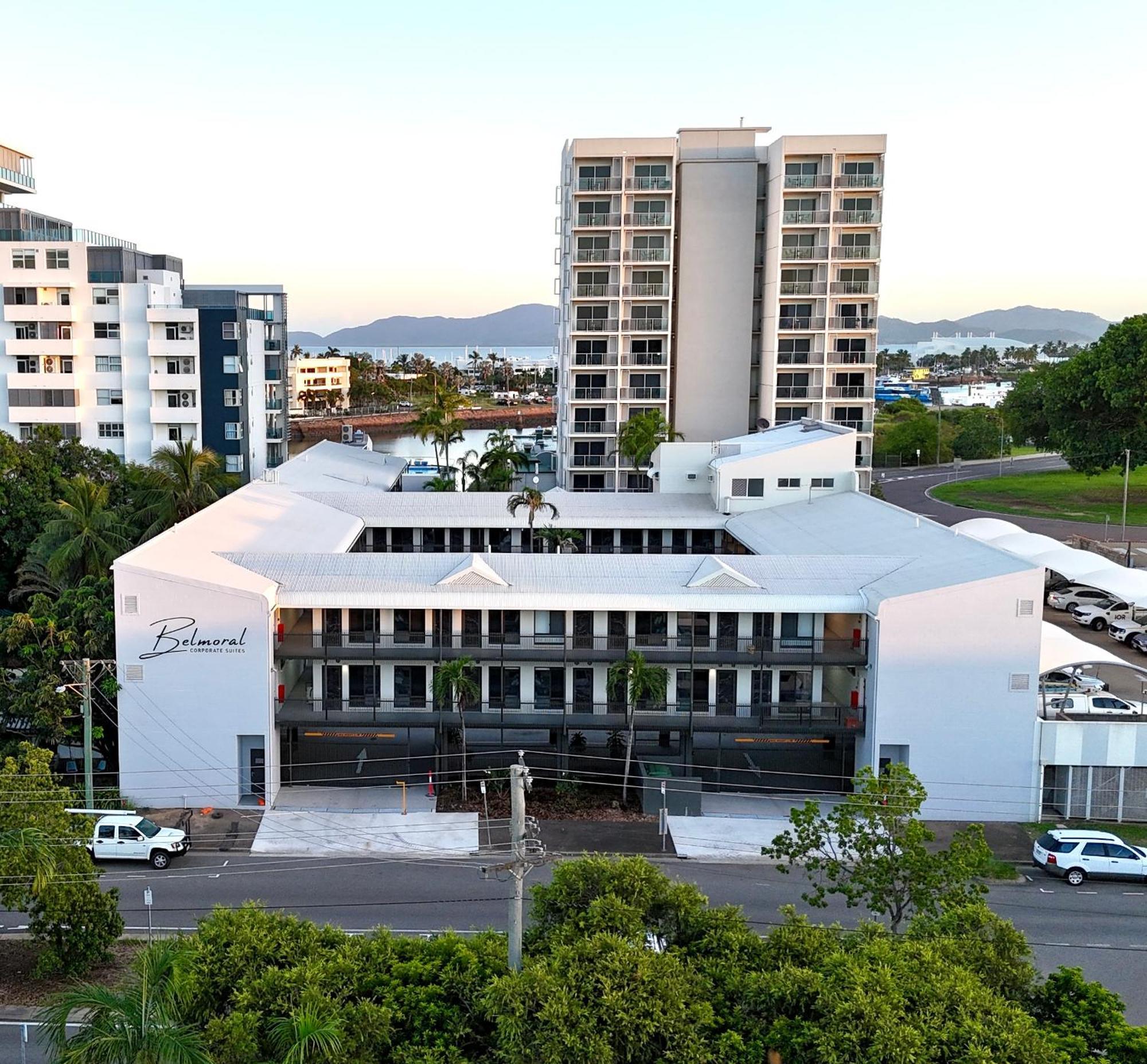 Belmoral Corporate Suites (Adults Only) Townsville Esterno foto